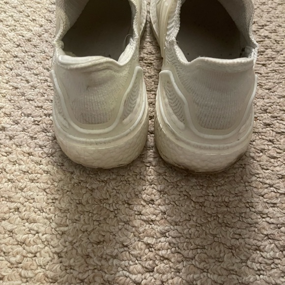 Adidas ultraboost main image 4